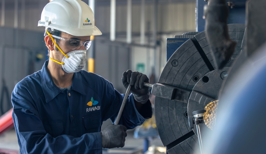 Relying on our people's expertise, we offer industry-leading general contracting, marine construction, and industrial maintenance solutions.